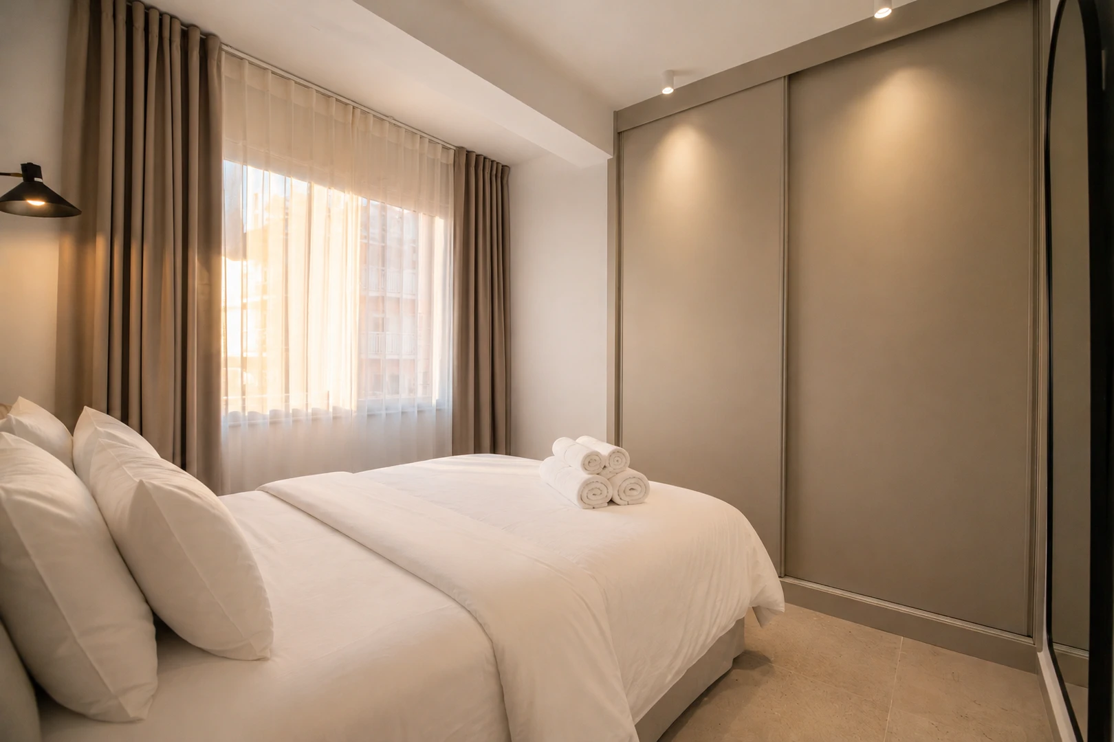 1 Dormitorio salón amplio
